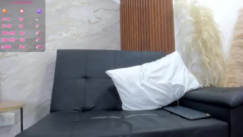 Hanna lens online show from 02.24.26