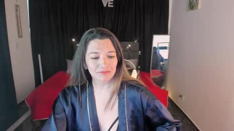 Snapshot of hanna_ma chatting on 09.25.25 hanna_ma online show from 09.25.25
