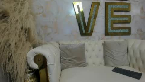 EVA online show from 04.30.26