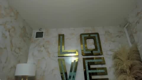 Snapshot of hanna_slut chatting on 05.17.26 EVA online show from 05.17.26