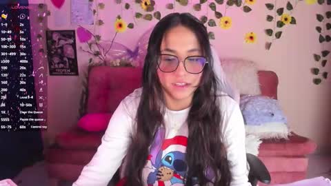 Snapshot of hanna_tm chatting on 03.10.26 Hanna online show from 03.10.26