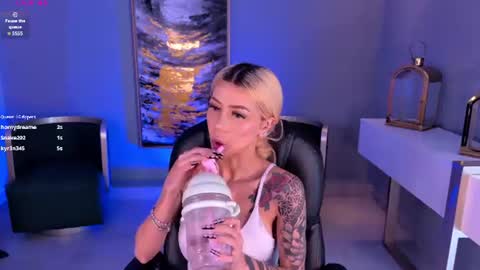  Hanna Connor  online show from 07.04.26