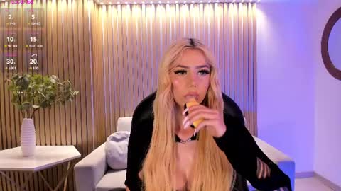  Hanna Connor  online show from 07.31.26