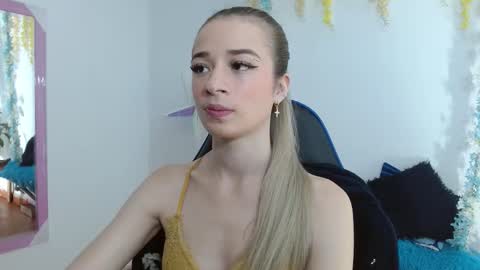 Snapshot of hannah_026 chatting on 01.08.26 Hannah 027 online show from 01.08.26