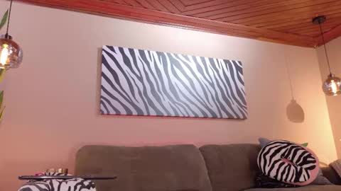 Snapshot of hannah_borbon_ chatting on 09.28.25 Hannah  online show from 09.28.25