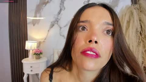 Hannahill69 online show from 04.22.26