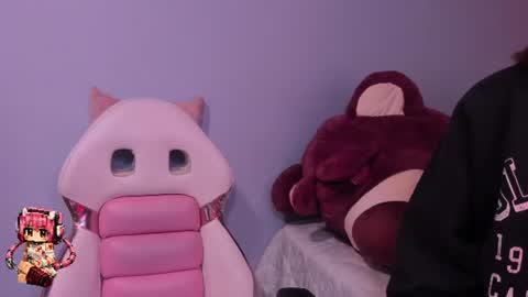 Snapshot of hannahpage chatting on 06.19.26 Hannah online show from 06.19.26
