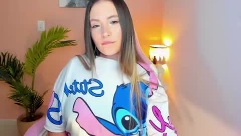 Hanna Miller  online show from 07.12.26