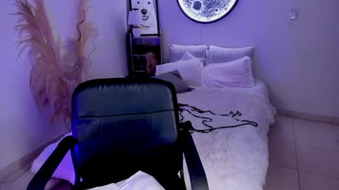    online show from 04.30.26