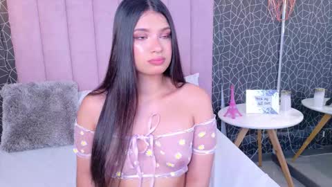 Snapshot of hannasthone chatting on 03.06.26 hannasthone online show from 03.06.26