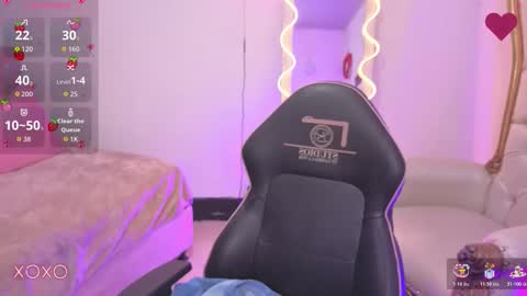 Snapshot of hanni_tay chatting on 01.10.26 HANNI online show from 01.10.26