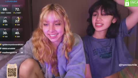 Snapshot of hanniesmile_ chatting on 04.15.26 Hannie online show from 04.15.26