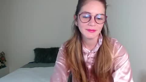 Snapshot of hanny_333 chatting on 01.09.25 hanny_333 online show from 01.09.25