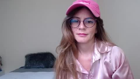 Snapshot of hanny_333 chatting on 01.09.25 hanny_333 online show from 01.09.25