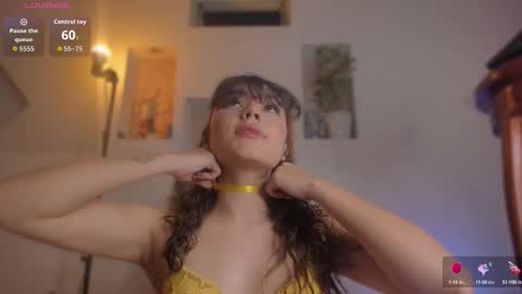 Snapshot of hanny__bunny chatting on 09.14.25 HANNY online show from 09.14.25