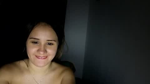 Snapshot of hanny_kail chatting on 07.24.26 hanny online show from 07.24.26