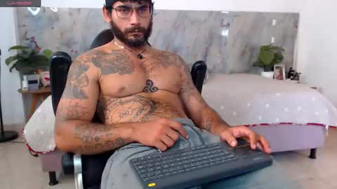 Snapshot of hanz_col chatting on 06.09.26 hanz_col online show from 06.09.26