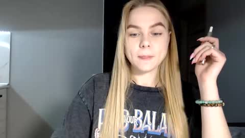 Snapshot of happy_fox_ chatting on 12.27.24 happy_fox_ online show from 12.27.24