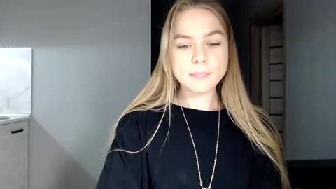 Snapshot of happy_fox_ chatting on 12.02.25 happy_fox_ online show from 12.02.25