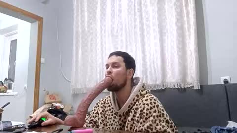 Snapshot of happycock_9inch chatting on 01.31.26 Rommy2K online show from 01.31.26