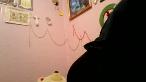 Snapshot of happyemily18 chatting on 02.01.26 happyemily online show from 02.01.26