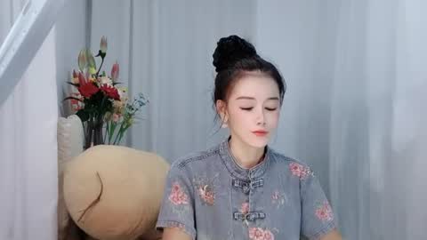 Snapshot of happyflower802318 chatting on 06.27.26 Daisy online show from 06.27.26