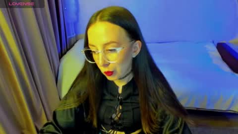 Stephanie online show from 05.05.26