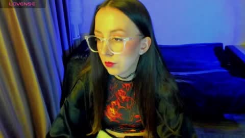 Stephanie online show from 05.07.26