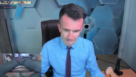 Snapshot of hard_and_juici chatting on 06.23.26 Steve online show from 06.23.26