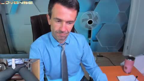 Snapshot of hard_and_juici chatting on 07.28.26 Steve online show from 07.28.26