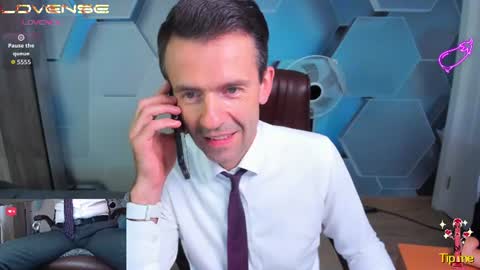 Snapshot of hard_and_juici chatting on 07.30.26 Steve online show from 07.30.26
