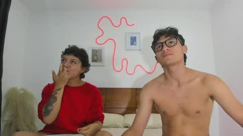 Snapshot of hardcoreheat_ind chatting on 04.21.26 kade and demi independent models online show from 04.21.26