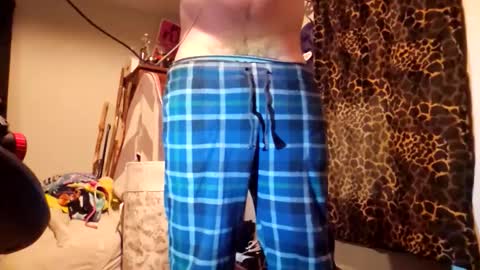 Snapshot of hardfastandrough chatting on 02.25.26 Funsize online show from 02.25.26