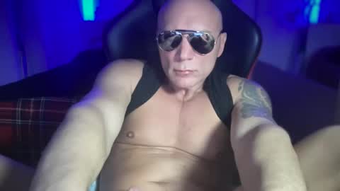 Snapshot of hardmattsteel chatting on 12.24.24 MATTSTEEL - ITALIAN STALLION online show from 12.24.24