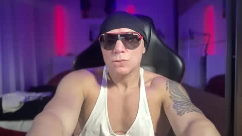 Snapshot of hardmattsteel chatting on 02.16.25 MATTSTEEL - ITALIAN STALLION online show from 02.16.25
