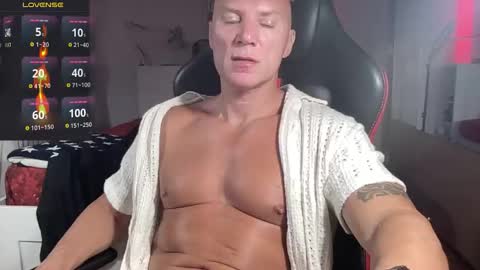 Snapshot of hardmattsteel chatting on 09.18.25 MATTSTEEL - ITALIAN STALLION online show from 09.18.25
