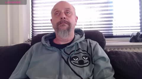 MrLazy online show from 11.26.25