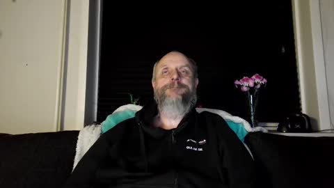 Snapshot of hardmrlazy chatting on 03.27.26 MrLazy online show from 03.27.26