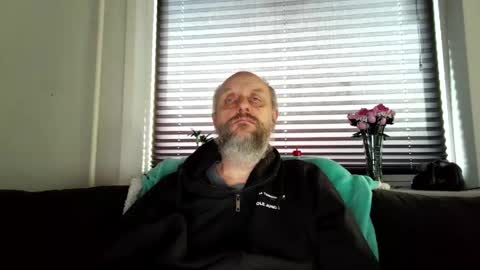 Snapshot of hardmrlazy chatting on 03.28.26 MrLazy online show from 03.28.26