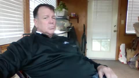 Snapshot of hardsweetandsticky chatting on 01.17.25 HSS online show from 01.17.25