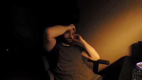 Snapshot of hardswtch chatting on 09.17.25 Tom online show from 09.17.25