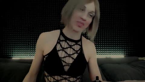 Miss Hardy online show from 03.05.26