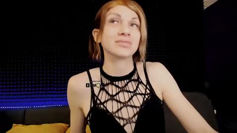 Snapshot of hardy_green chatting on 05.23.26 Miss Hardy online show from 05.23.26
