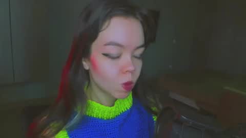 Snapshot of haribo_asmr chatting on 03.11.25 Miss Hari online show from 03.11.25