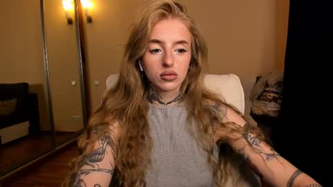 Snapshot of harley_kimm chatting on 07.08.26 Julia online show from 07.08.26