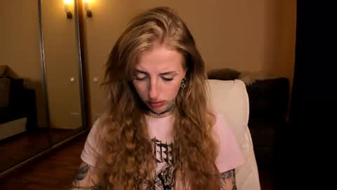 Snapshot of harley_kimm chatting on 08.02.26 Julia online show from 08.02.26