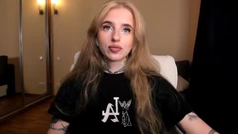 Snapshot of harley_kimm chatting on 08.08.26 Julia online show from 08.08.26