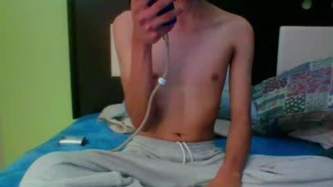 Snapshot of harmoniccesser chatting on 06.25.26 harmoniccesser online show from 06.25.26