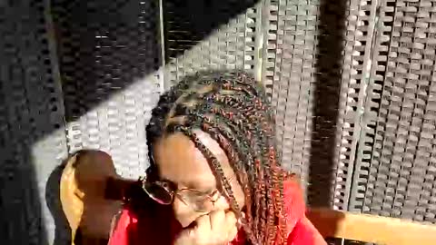 Harmonie Marquise online show from 12.12.24