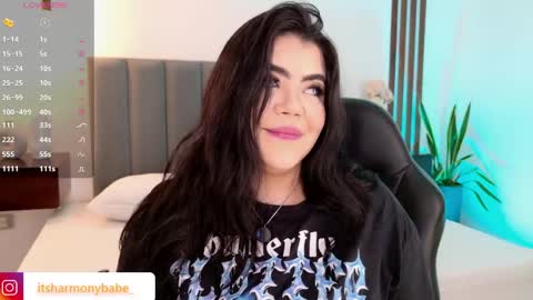 Snapshot of harmonybabe_ chatting on 05.23.26 Harmony online show from 05.23.26